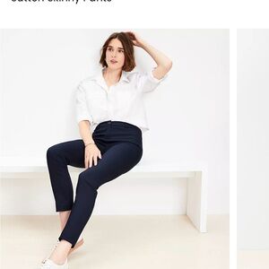 LOFT Navy Blue Sutton Skinny CURVY 8 Pants